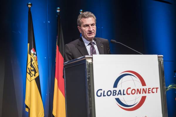 Günther Öttinger bei der Eröffnung der GlobalConnect 2016 | Bild: Messe Stuttgart