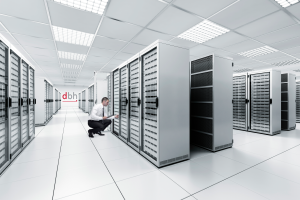 IT-Outsourcing mit dbh: Weniger Kosten für die eigene IT-Administration 1 IT-Outsourcing mit dbh: Weniger Kosten für die eigene IT-Administration 1