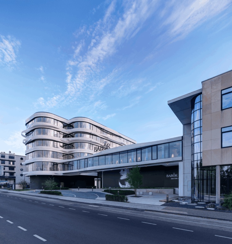 Dr. Babor GmbH & Co. KG: Shipping und Zoll aus einer Hand – Babor profitiert von einer automatisierten und integrierten Versandlogistik